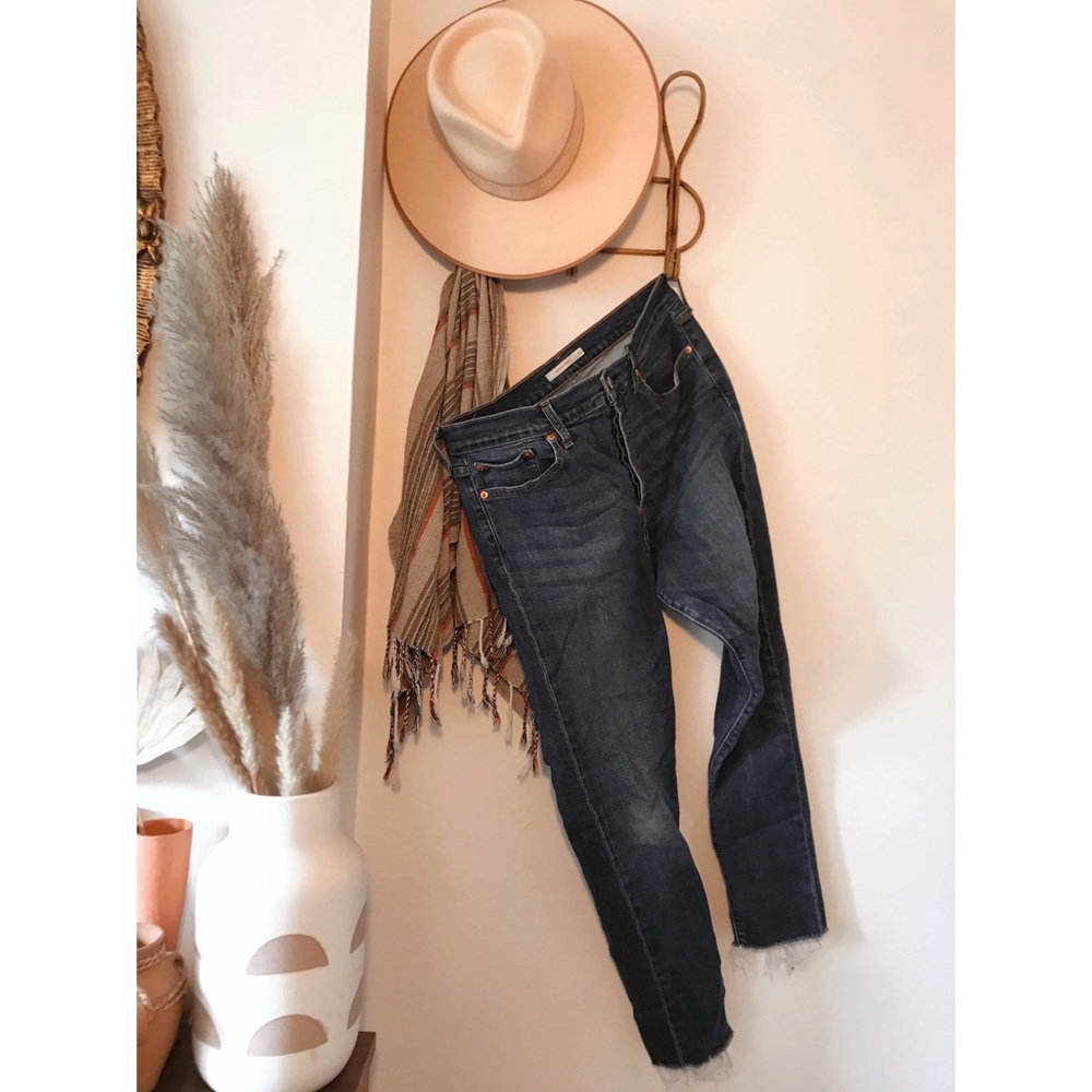 Women’s Levi’s Wedgie Jeans